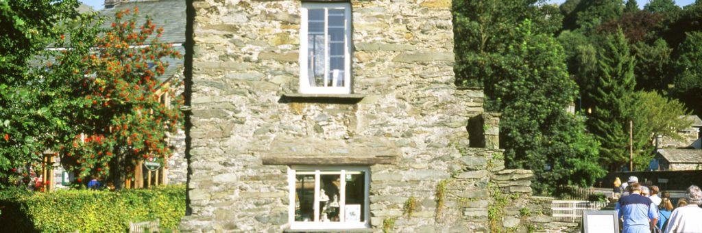 Bridge House, Ambleside © Alex Black